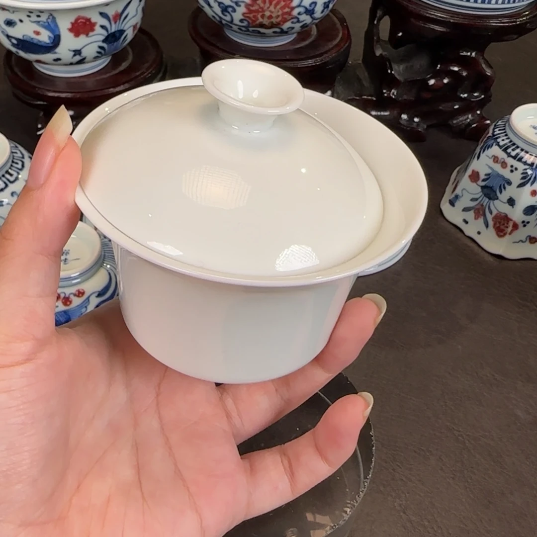 景德镇白胎马蹄盖碗