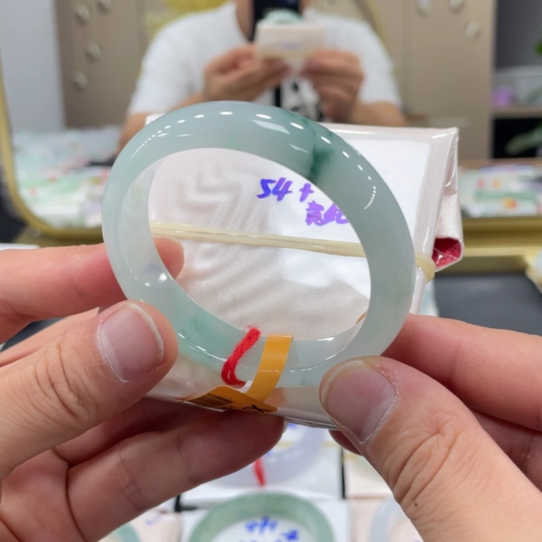 未镶嵌手镯翡翠翡翠