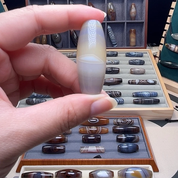 玛瑙/玉髓合金颈饰