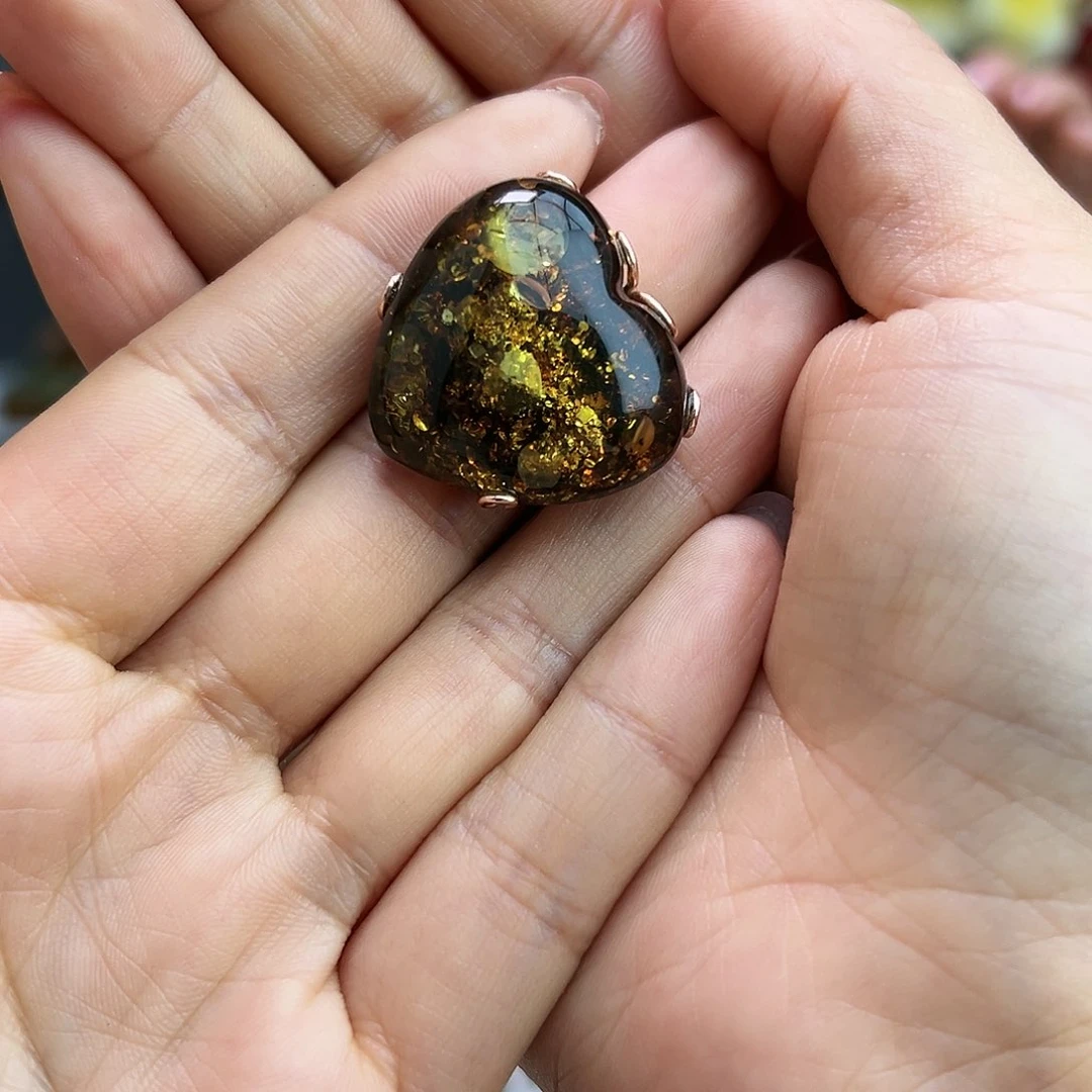 琥珀手镯未镶嵌戒指