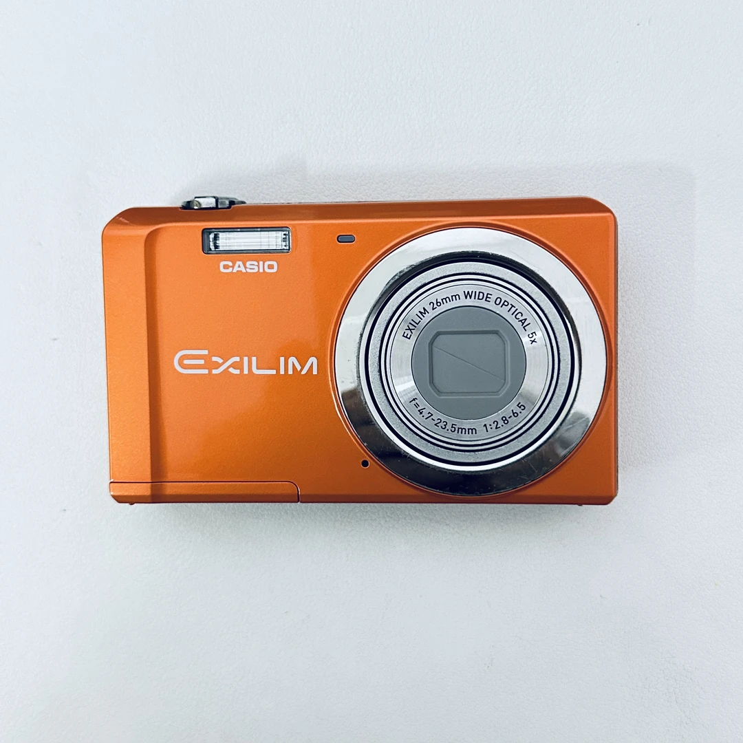 9新 Casio/卡西欧 zs5福利款1400w像素带美颜人像闭眼入模式多