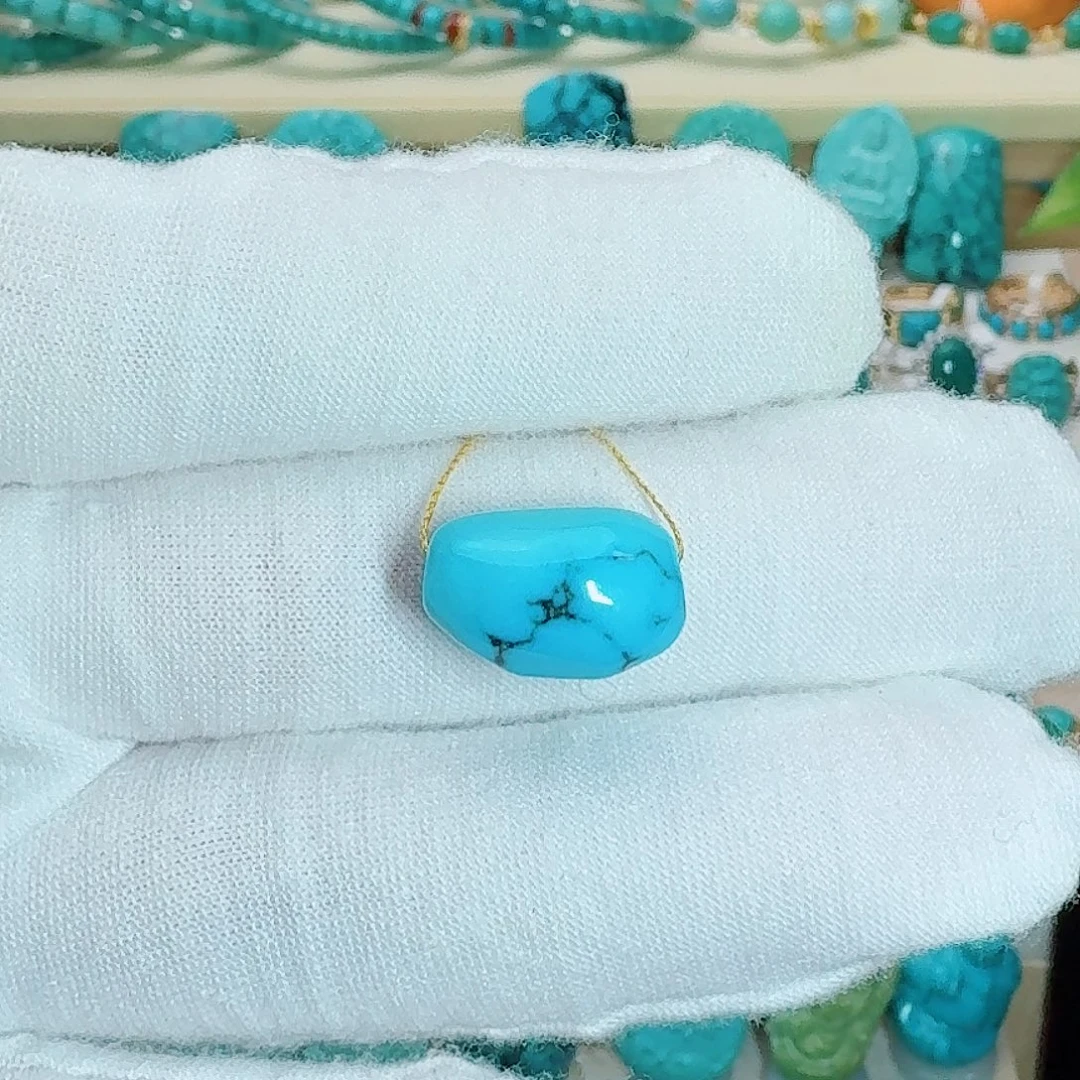 绿松石未镶嵌珠宝奇石高瓷蓝随形