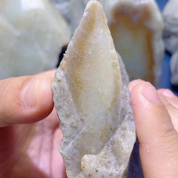 和田玉未镶嵌珠宝半成品