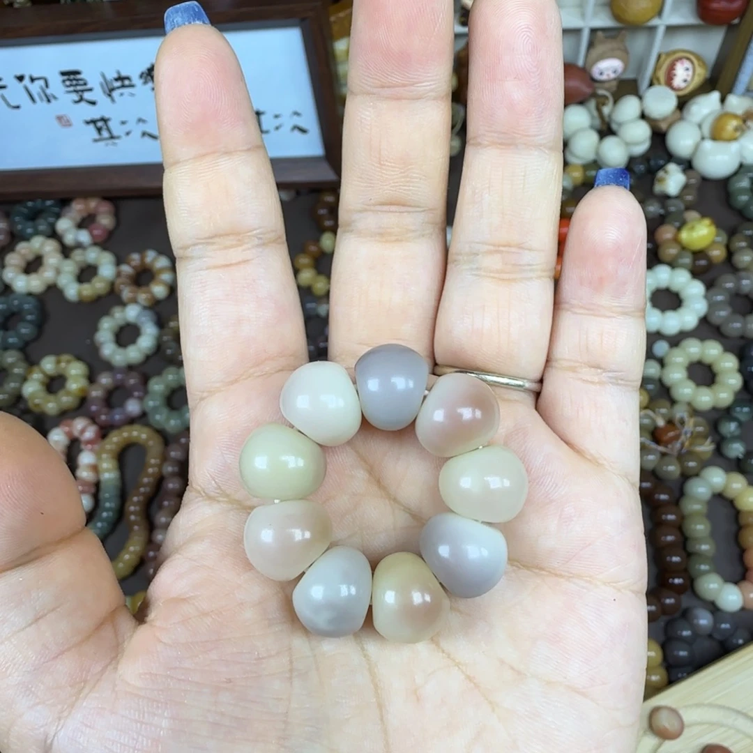 4***5吊坠菩提根/象牙果
