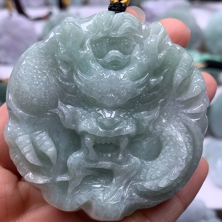 翡翠未镶嵌颈饰霸气侧漏两面工艺福利