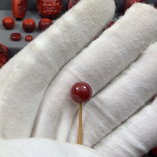 未镶嵌玫瑰红珠9.4南红玛瑙