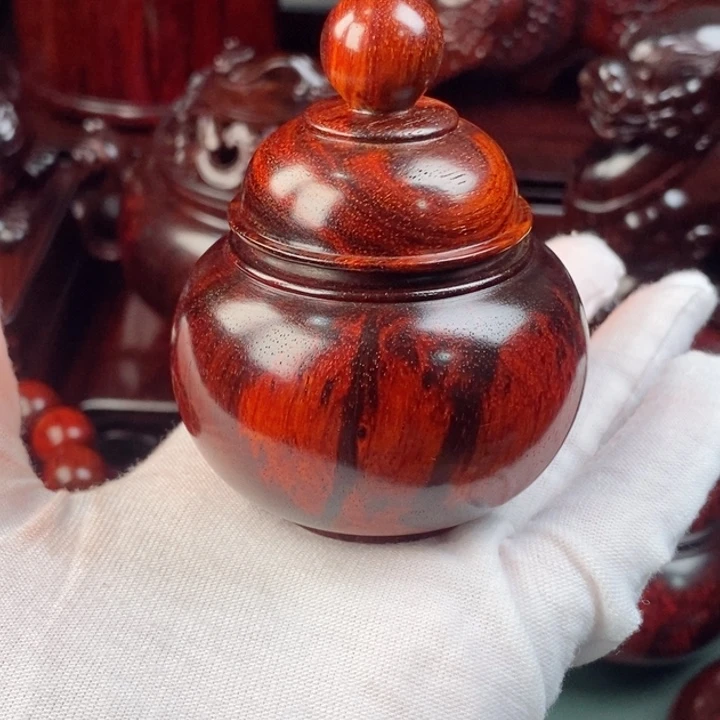 登***远小叶紫檀其他（檀香紫檀）