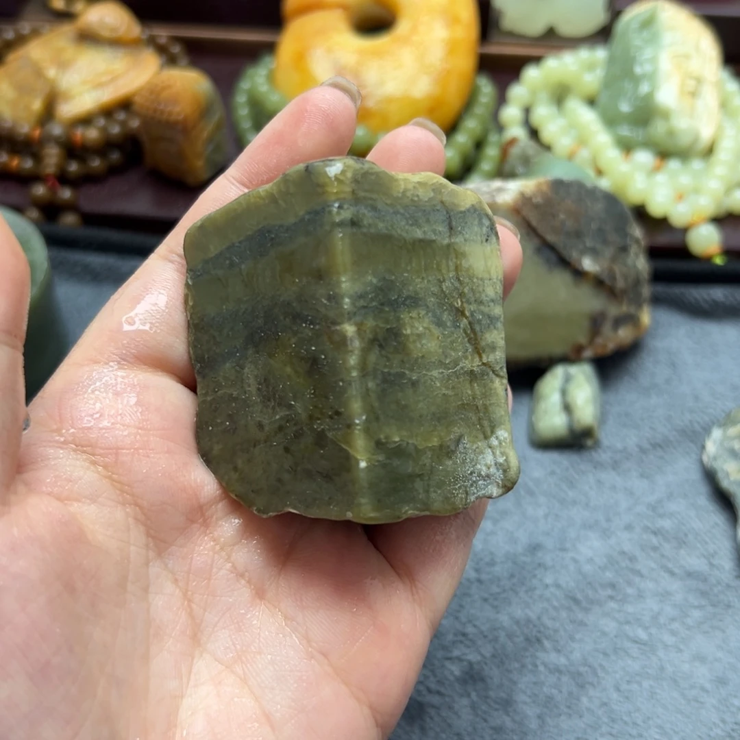 和田玉未镶嵌珠宝奇石