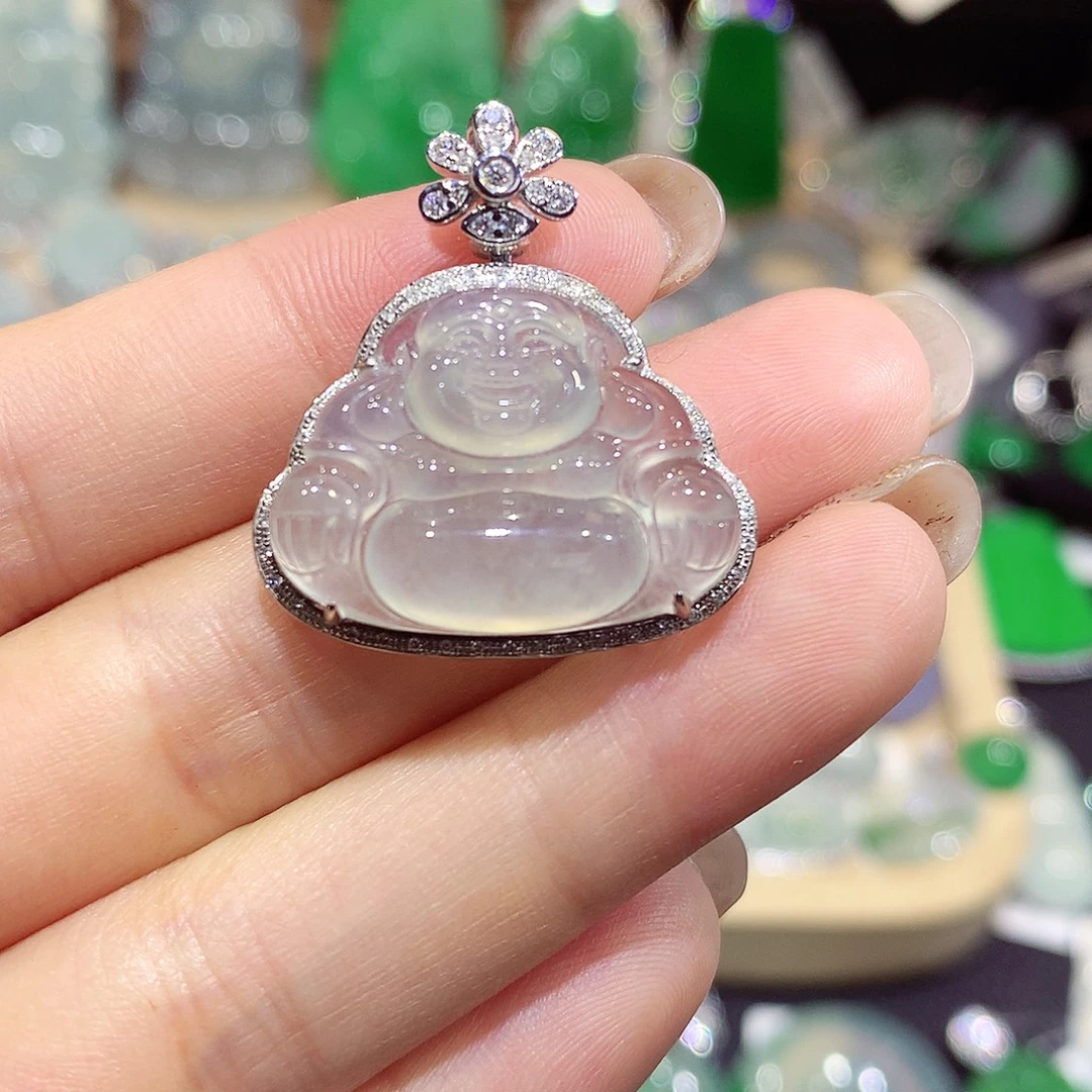 翡翠18K金镶嵌颈饰佛