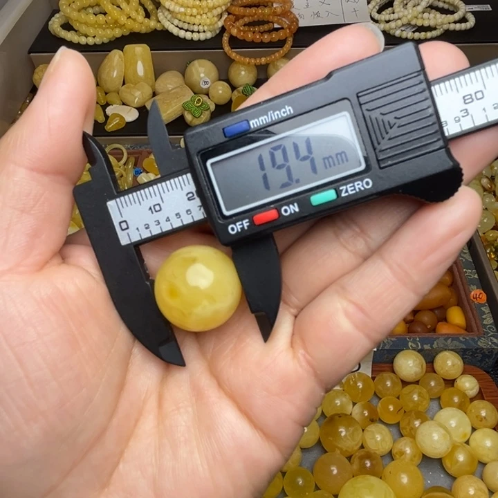 蜜蜡未镶嵌珠宝奇石天然蜜蜡散珠微瑕一粒185