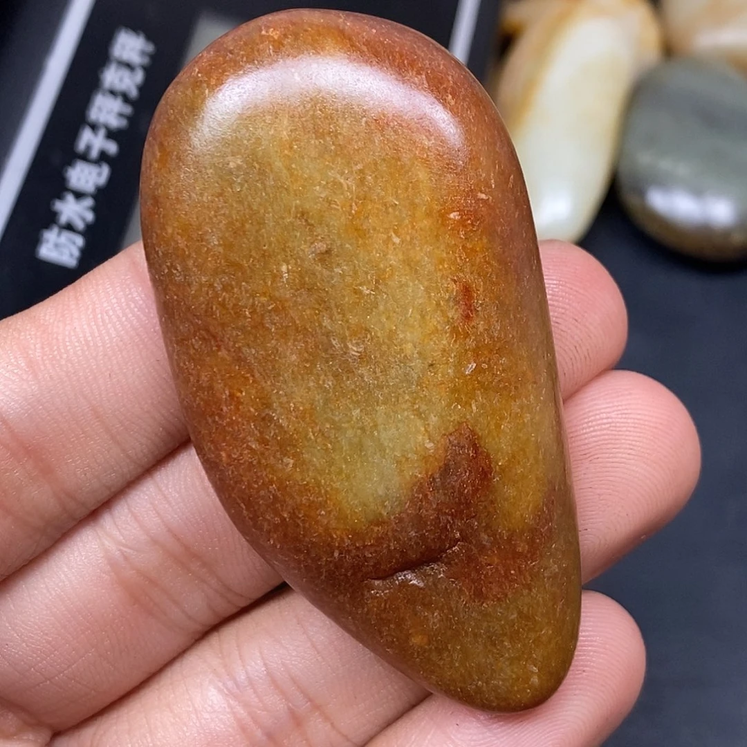 和田玉（糖玉）未镶嵌挂件