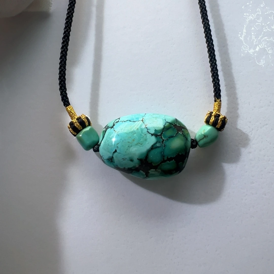 绿松石未镶嵌挂件