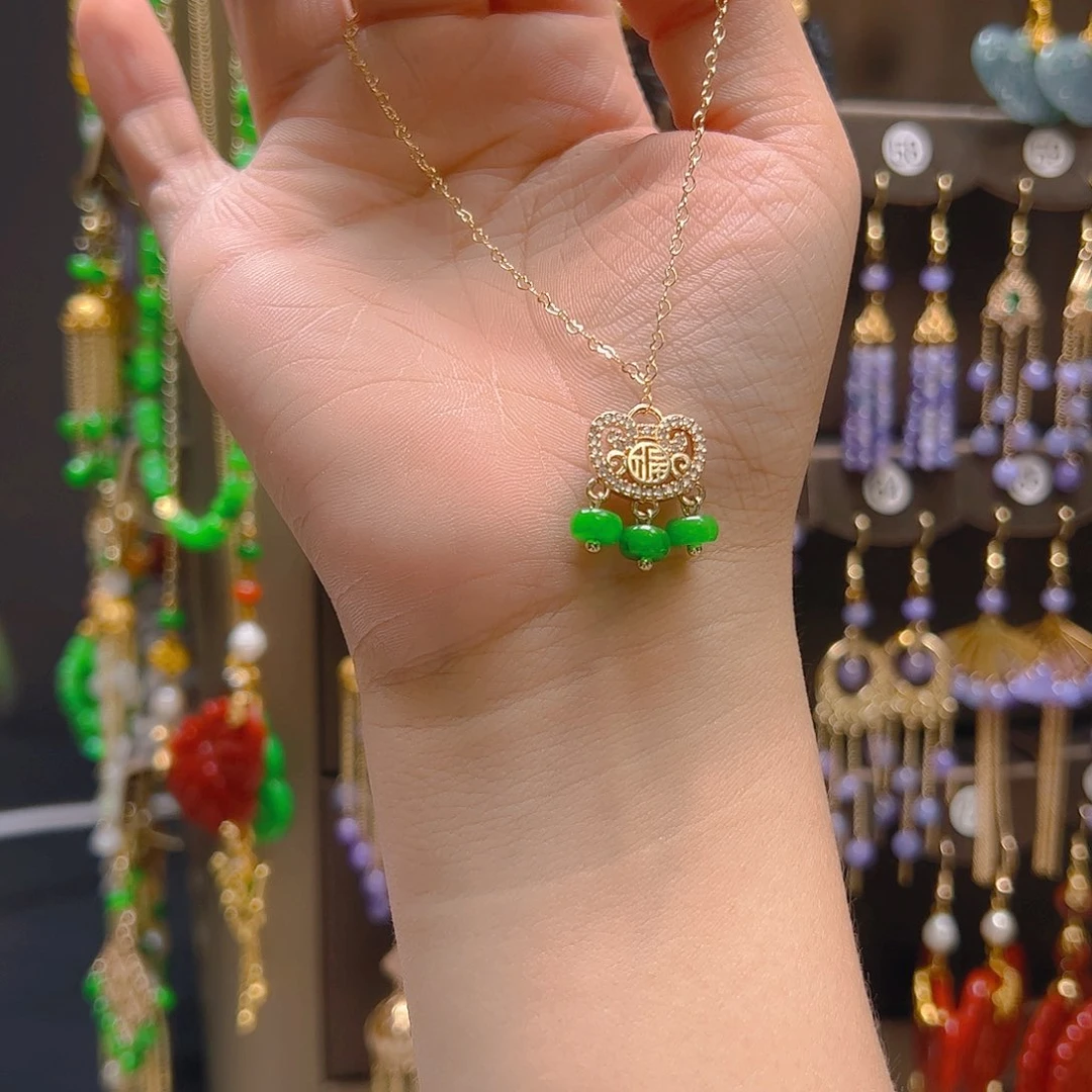 翡翠合金耳饰翡翠