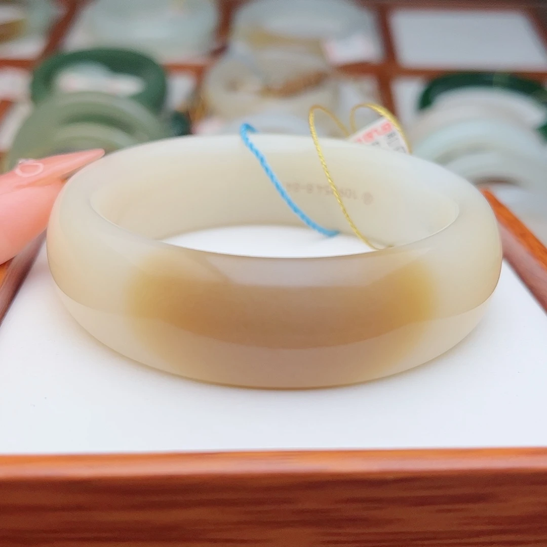 和田玉未镶嵌手镯54.8