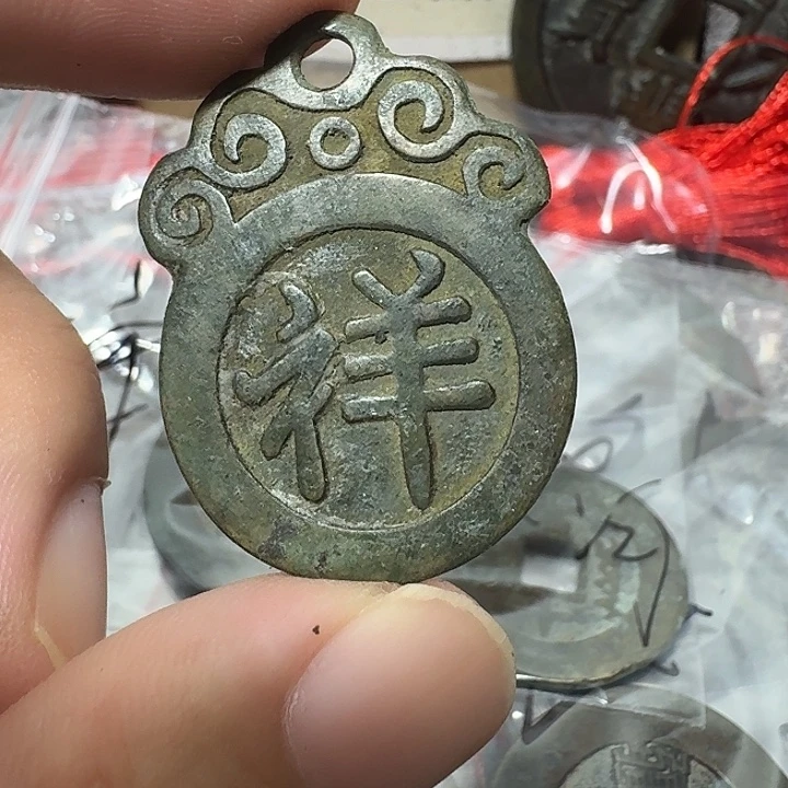 守***河铜现代工艺品花钱