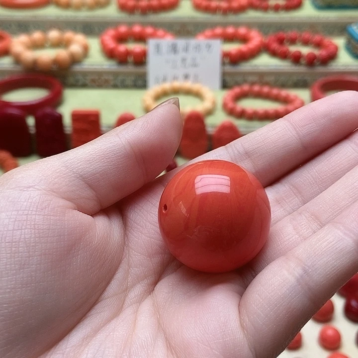 刘***腾非金属特殊工艺制品圆珠24