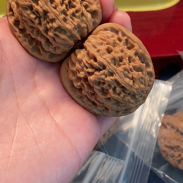 【闪购商品】文玩核桃吊坠太*南疆