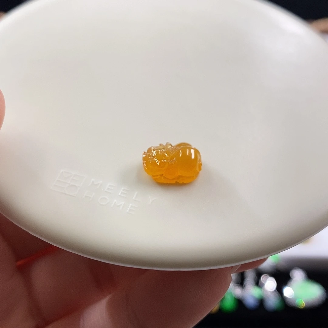 散珠翡翠满黄貔貅