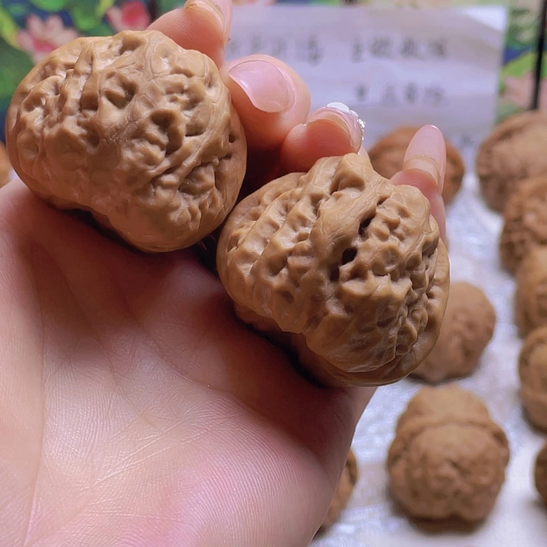 文玩核桃吊坠蛤蟆