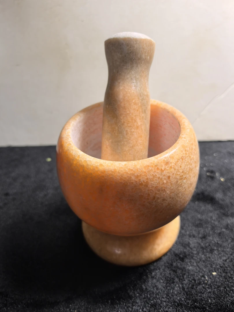 捣蒜器卡十三米黄玉