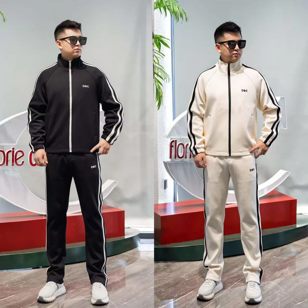 【久久】“标准版型”年轻时尚减龄休闲男装运动套装 21-52928