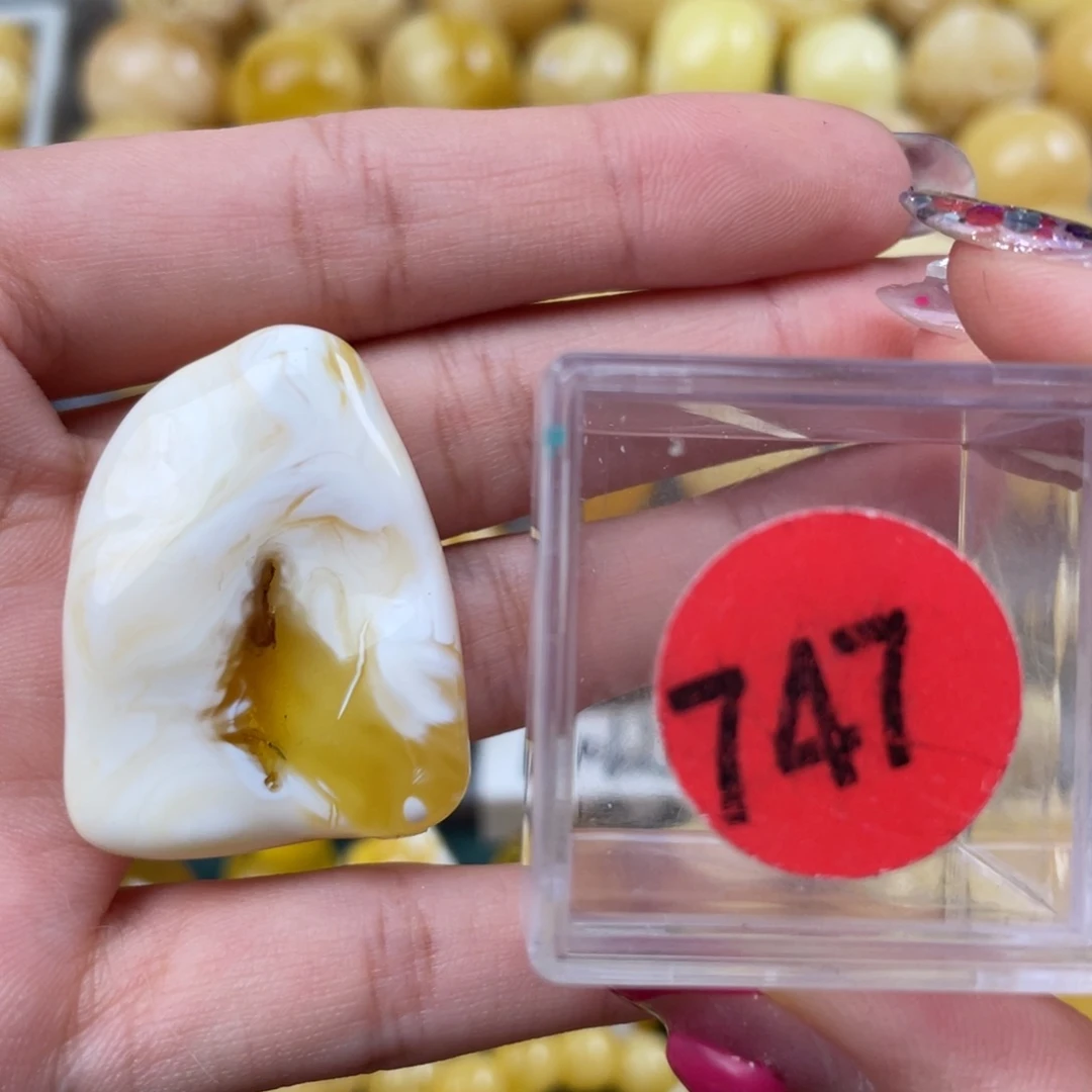 未镶嵌蜜蜡珠宝奇石微瑕