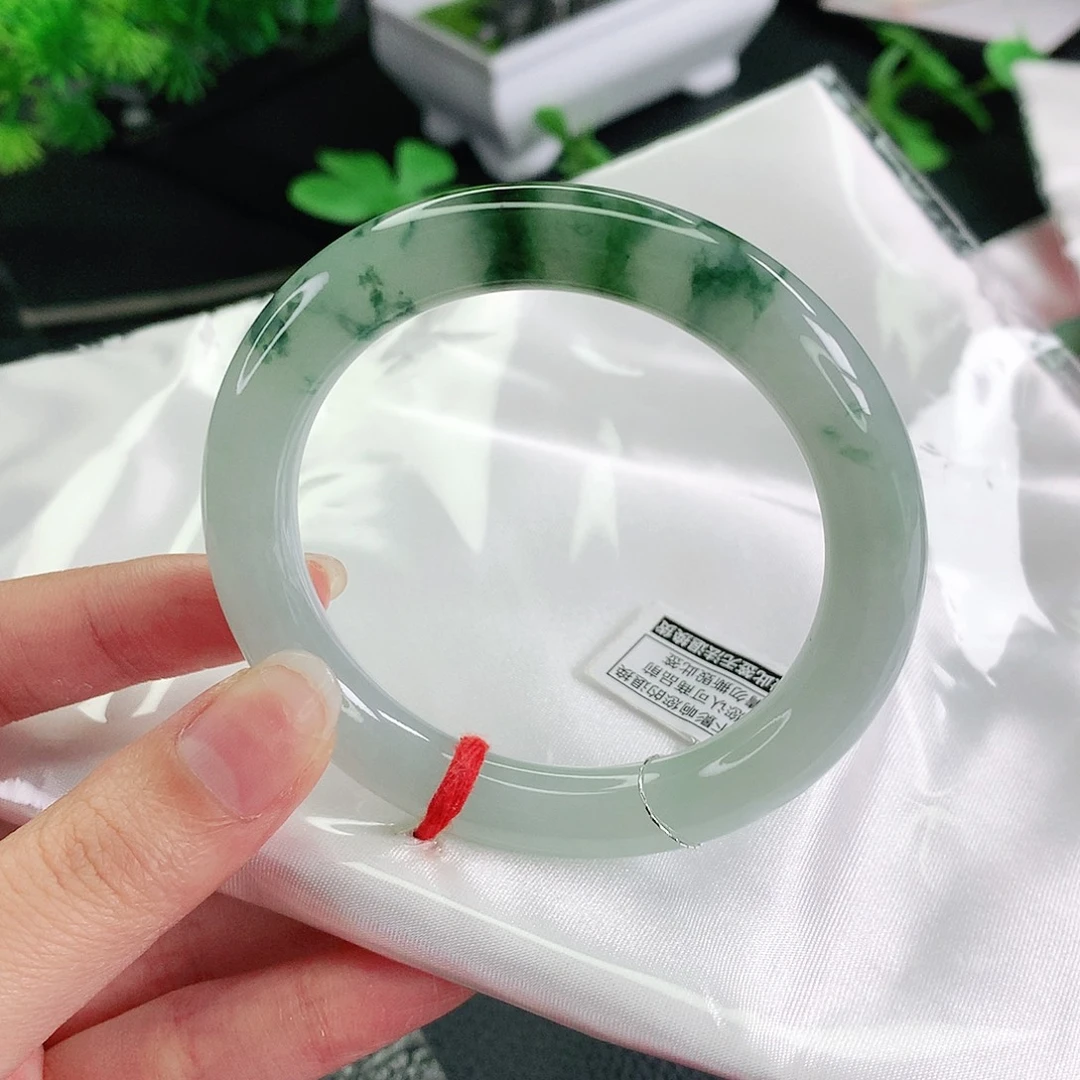 翡翠未镶嵌手镯51圈