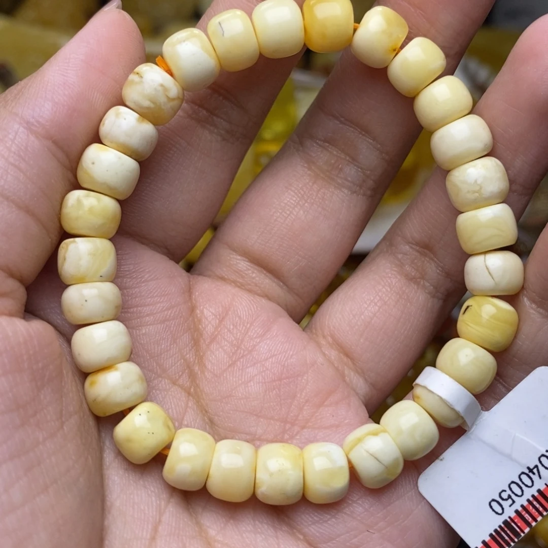 未镶嵌琥珀珠宝奇石