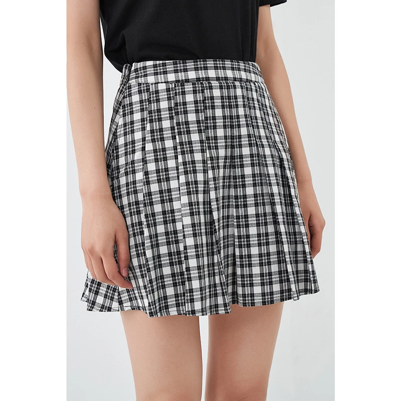 茵曼夏装新款便捷口袋侧拉链A字型黑色显腿长格纹百褶短裙1812454