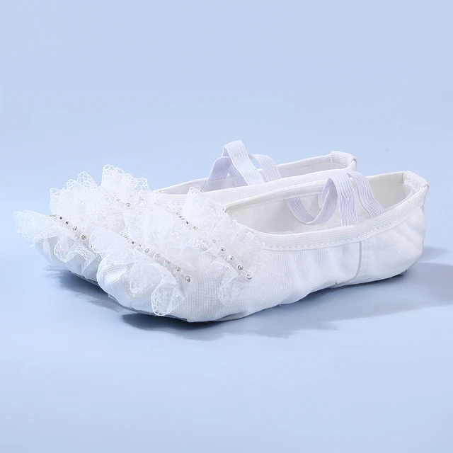 舞蹈鞋儿童女软底女童跳舞专用芭蕾练功中国古典幼儿猫爪蕾丝花