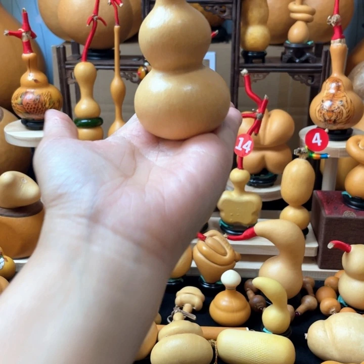 青***墨是不是就像我们的世界那样