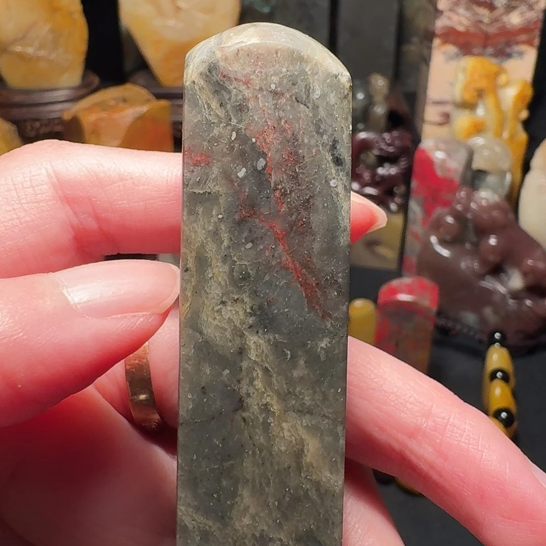 昌化鸡血石昌化鸡血石