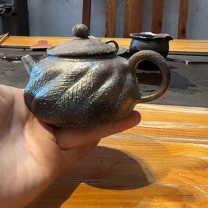 柴烧黑陶精品手工壶