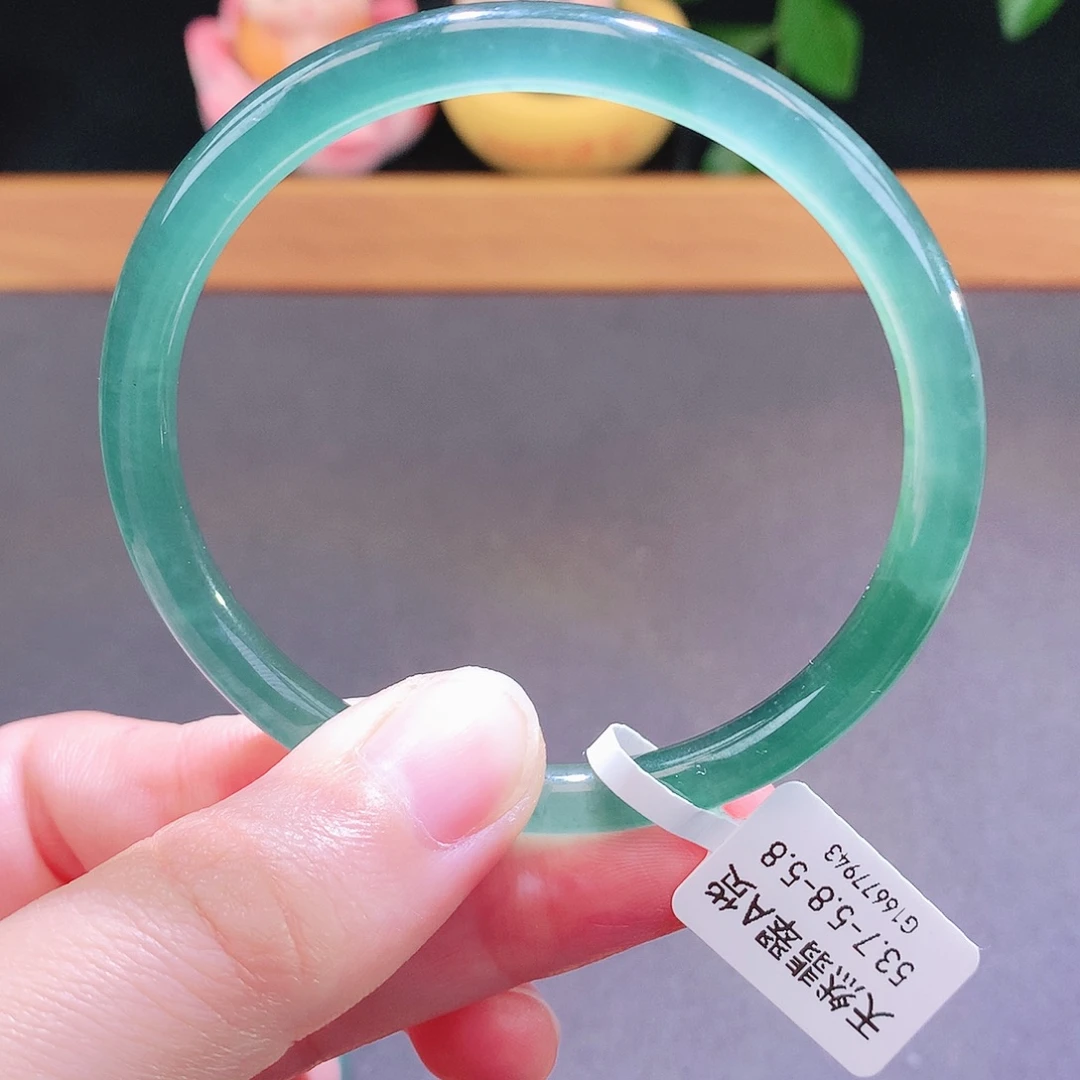 翡翠未镶嵌手镯天然翡翠