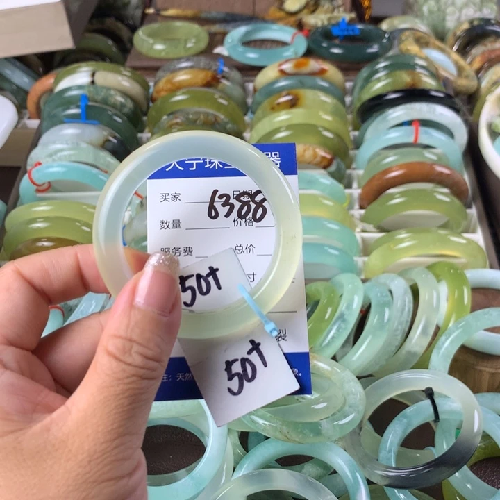 蛇纹石玉未镶嵌手镯6388