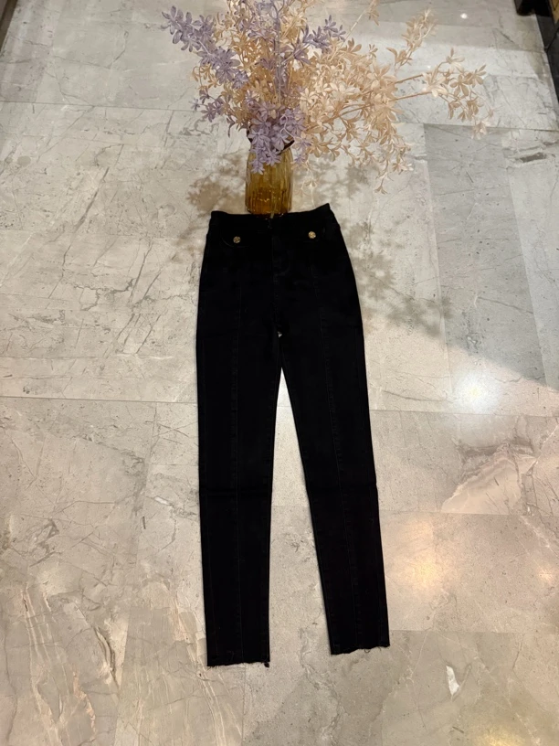 大气元（小脚裤）开春新品显瘦小脚裤