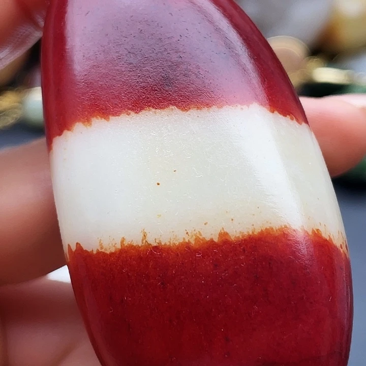 玉男女红皮白肉手把