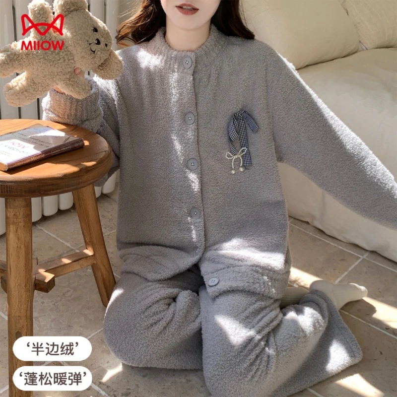 猫人半边绒睡衣女款秋冬季加绒加厚2025新款珊瑚绒甜美家居服套装