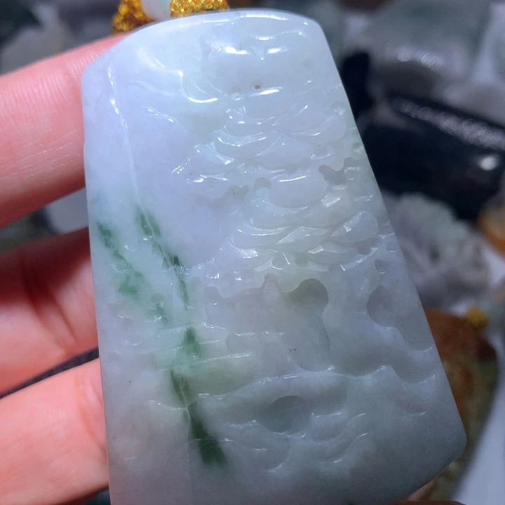 翡翠未镶嵌颈饰保真天然A货翡翠