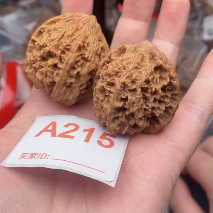 文玩核桃吊坠核桃