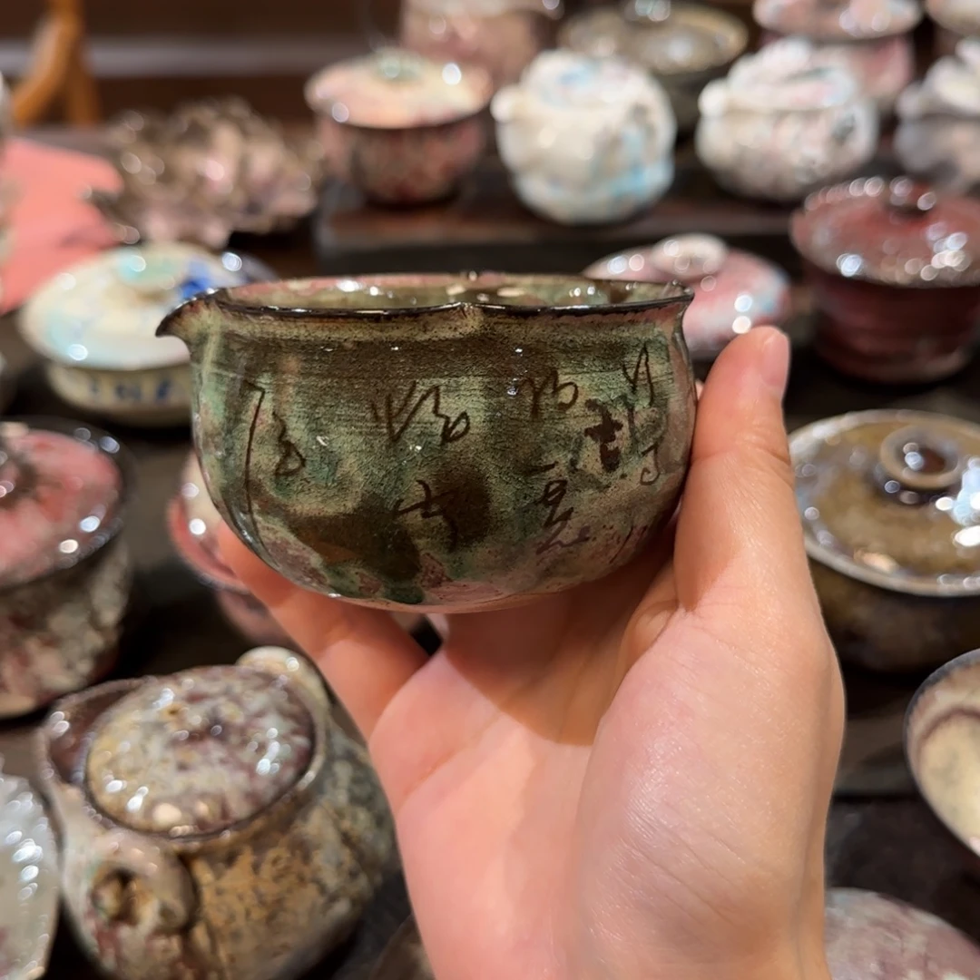 托***米景德镇手作器皿了