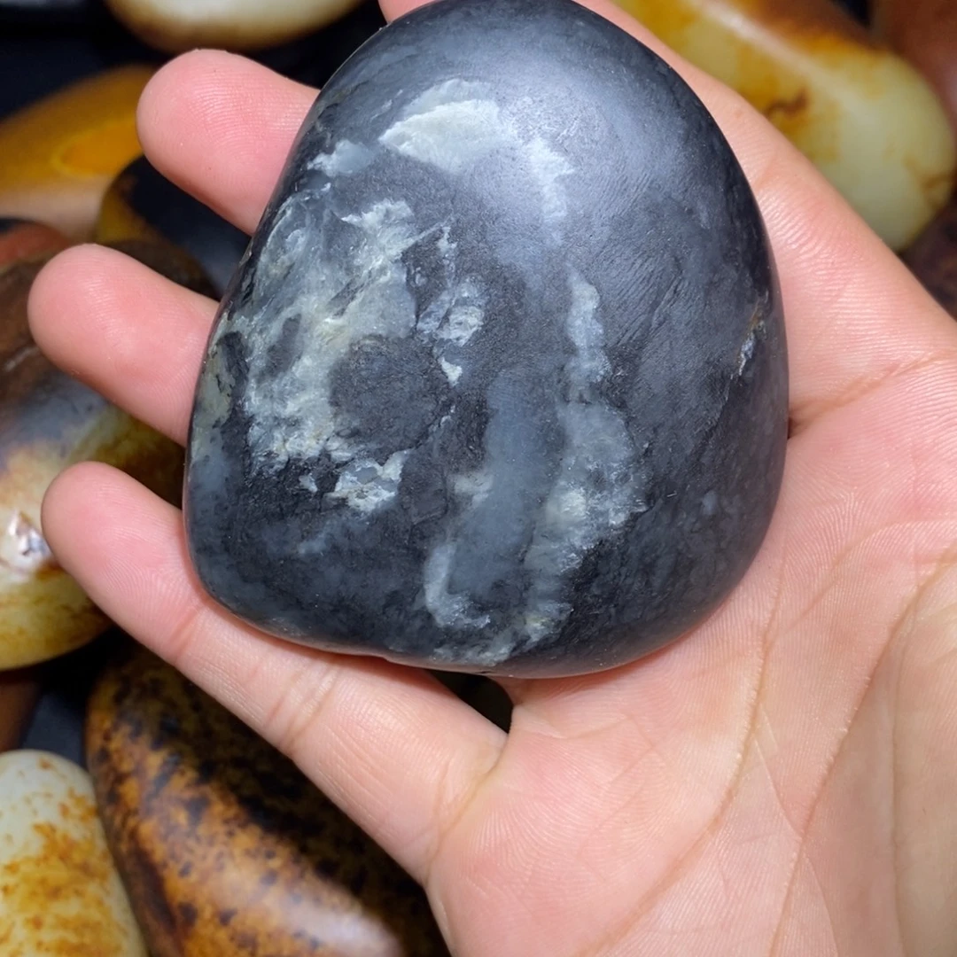 和田玉未镶嵌珠宝奇石