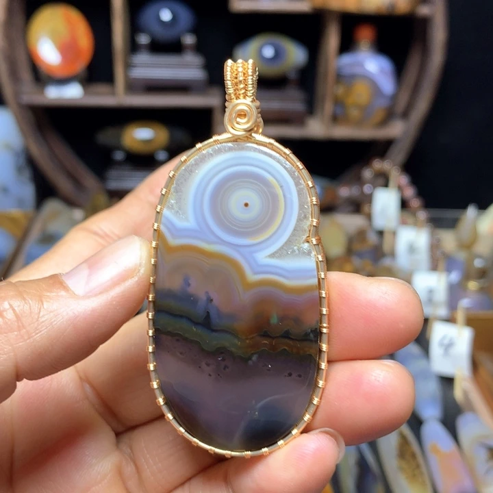 合金颈饰玛瑙/玉髓