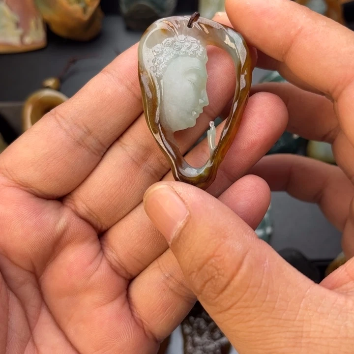 颈饰未镶嵌翡翠天然a货翡翠