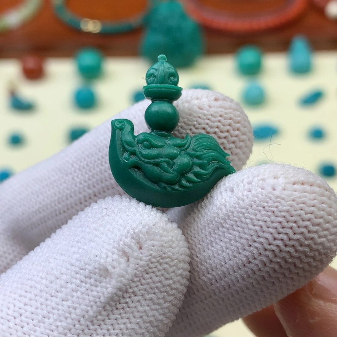 绿松石未镶嵌原矿绿松石