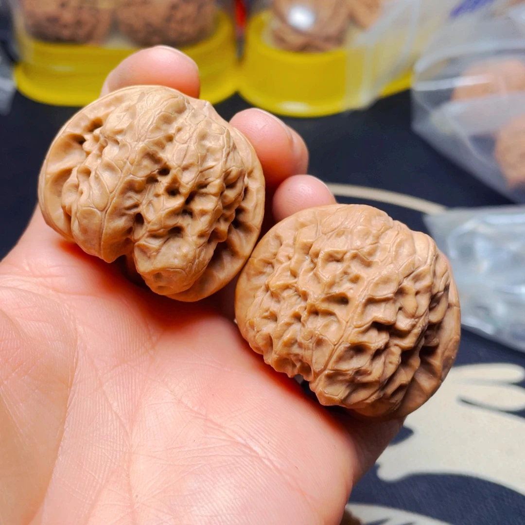 吊坠文玩核桃达摩一对