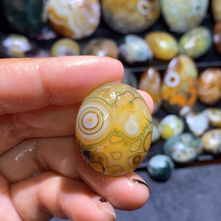 未镶嵌玛瑙/玉髓珠宝奇石