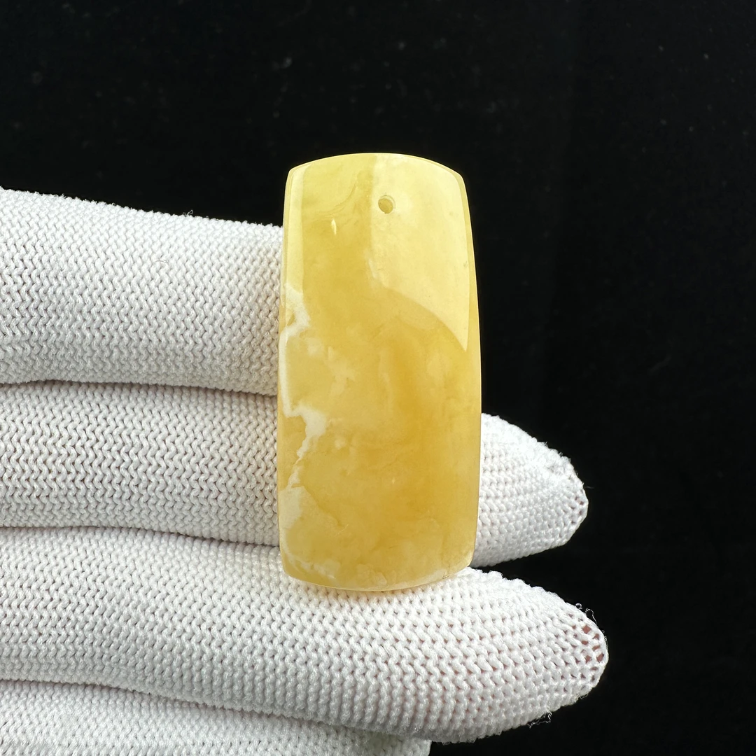 Y4220天然原矿蜜蜡 满蜡飘花无事牌 18*39*7mm抖音基地质检发货