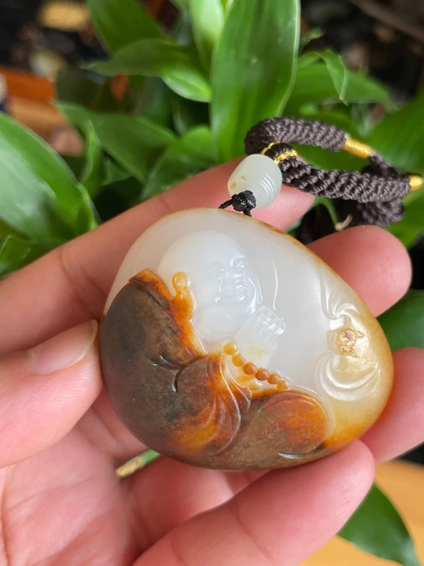 时尚百搭黄皮白肉弥勒佛手工雕刻