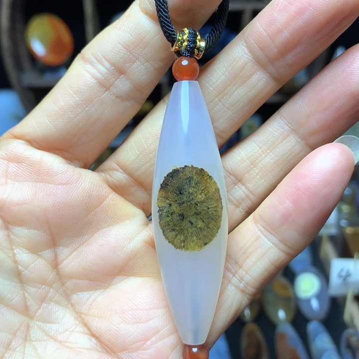 未镶嵌颈饰玛瑙/玉髓